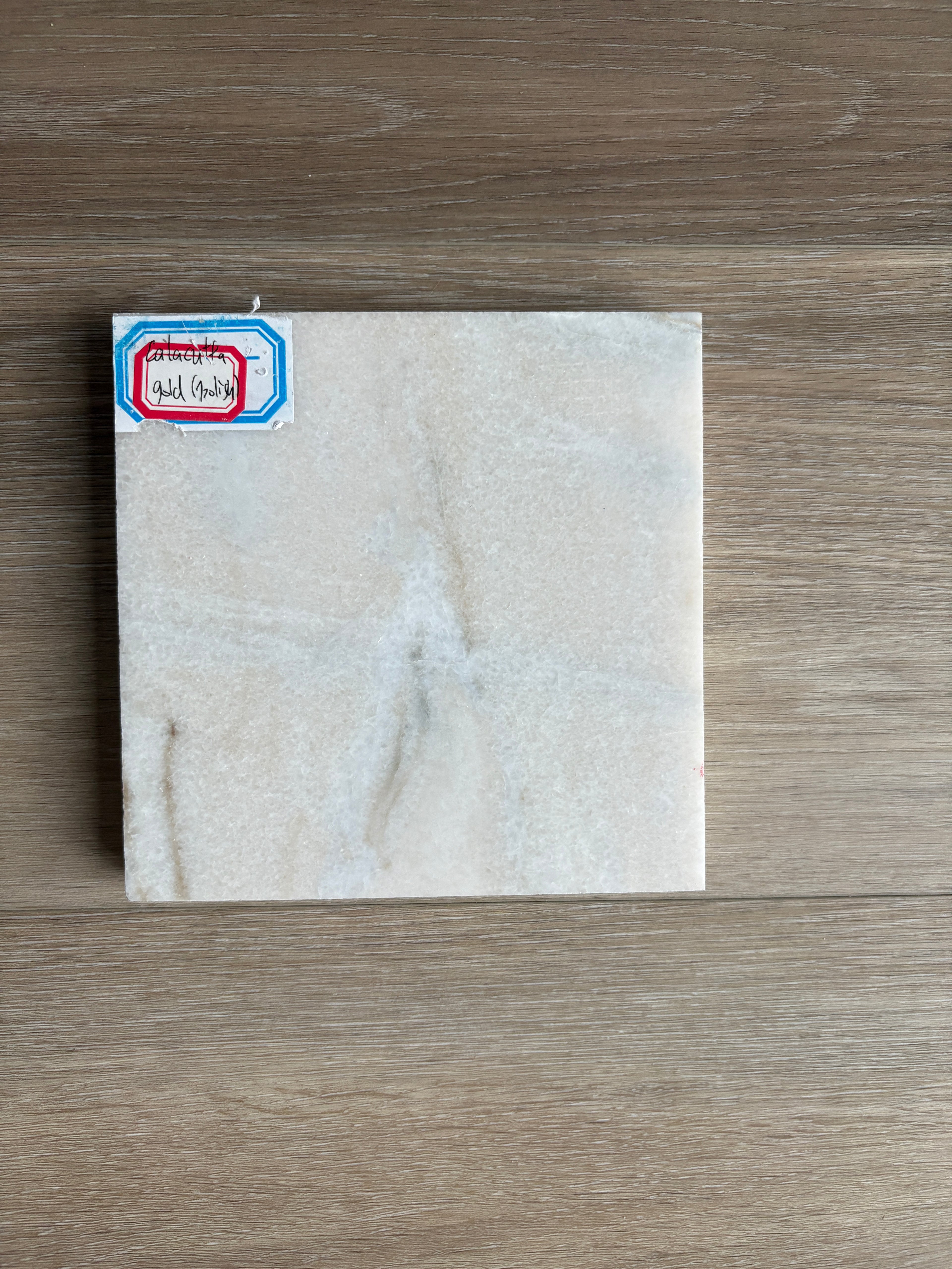 Mayze Premium Italian Calcutta Gold