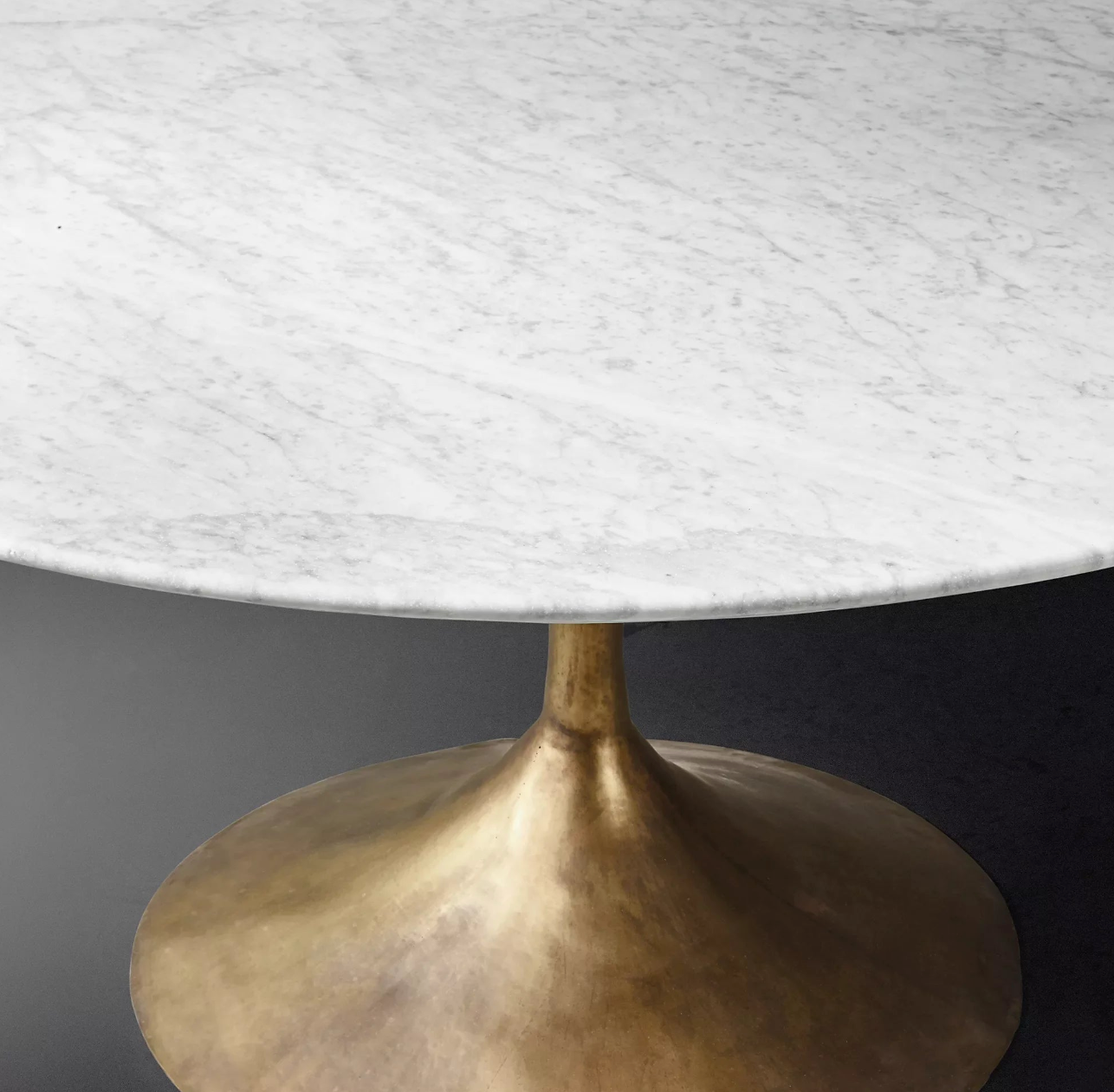 Astoria — Marble Round Dining Table